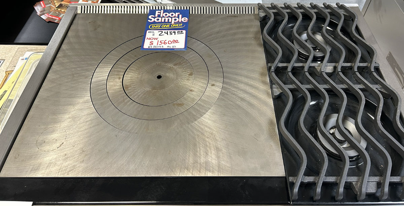 WOLF DISPLAY RT362F 36" Gas Rangetop - 2 Burners, French Top -  (RT362F)