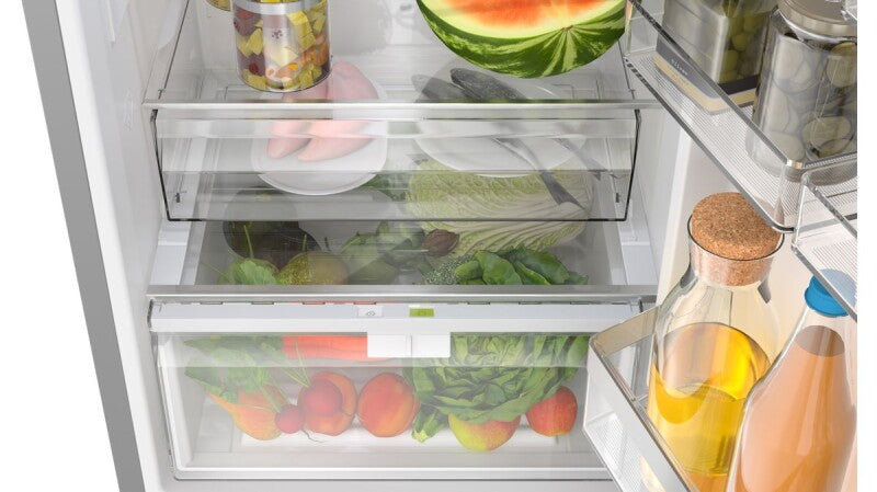 BOSCH 800 Series Free-standing fridge-freezer with freezer at bottom, glass door 24'' - White (B24CB80ESW)