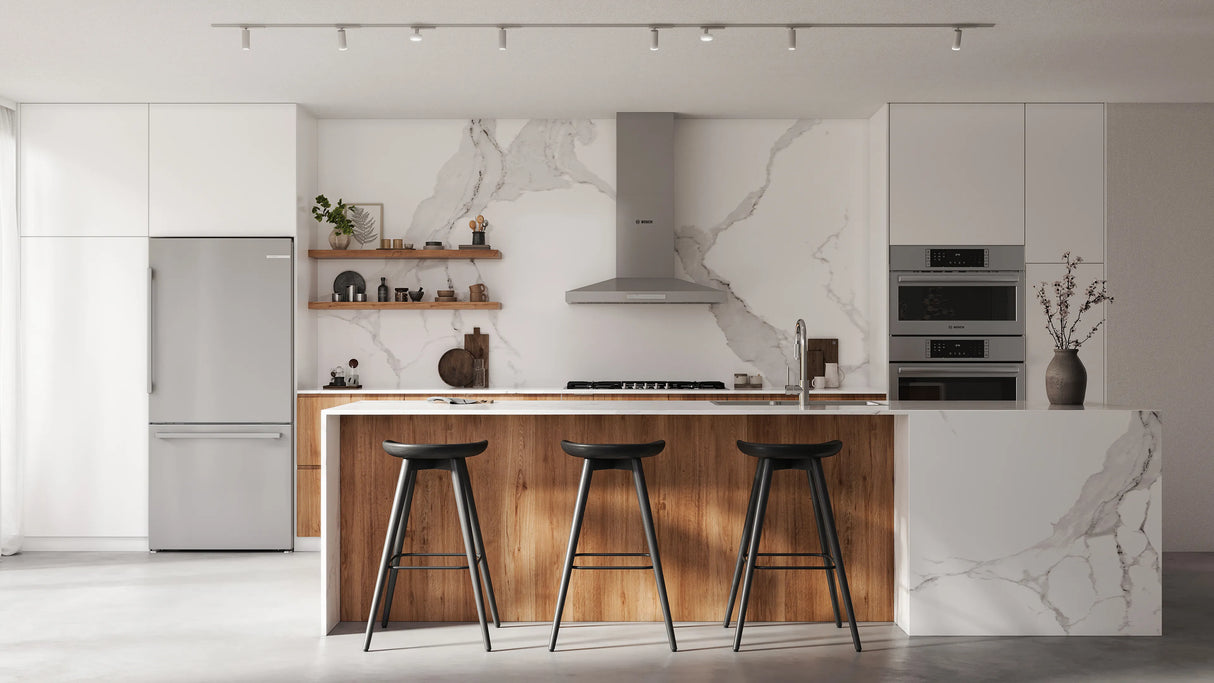 BOSCH 100 Series Freestanding Bottom Freezer Refrigerator Stainless steel (with anti-fingerprint), Total No Frost - Stainless steel (with anti-fingerprint) (B33CM10SNS)