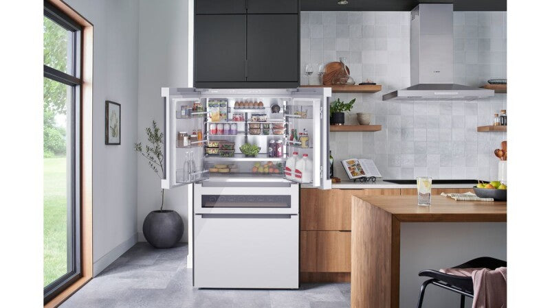 BOSCH 800 Series French Door Bottom Mount Refrigerator, Glass door 36'', Total No Frost - White (B36CL81ENW)
