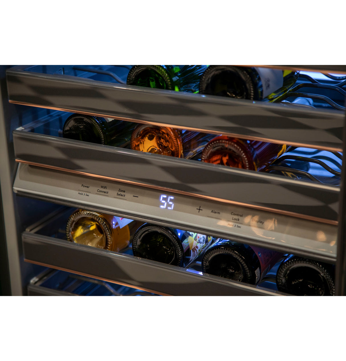 Cafe Caf? 46-bottle Dual Zone Wine Cooler - Matte White (CCP06DP4PW2)