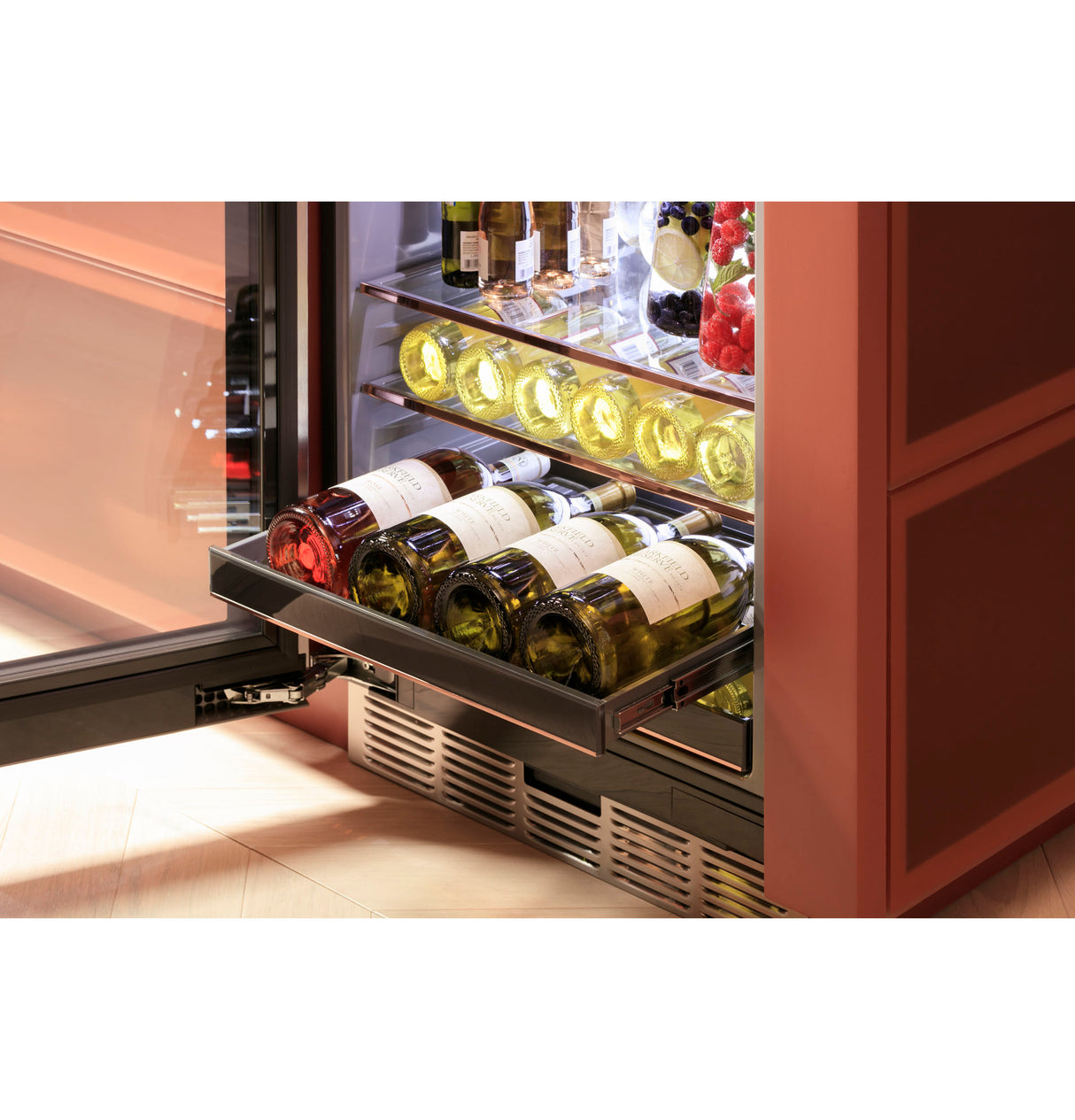 CAFE CAF?™ Beverage Center in Platinum Glass - Platinum Glass (CCR06BM2PS5)