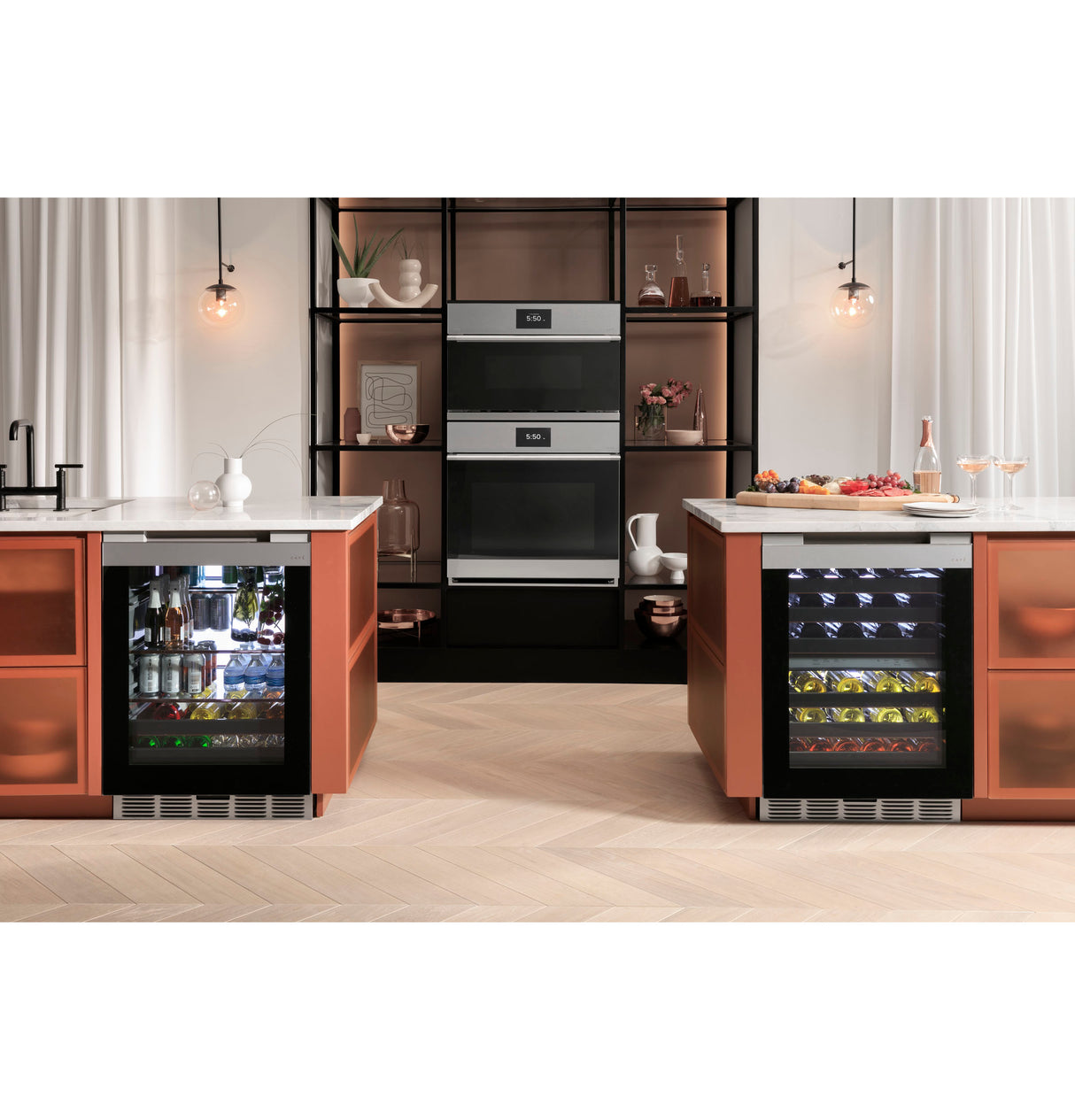 CAFE Caf? 126-can Or 14-bottle Beverage Center In Platinum Glass - Platinum Glass (CCR06BM2PS5)