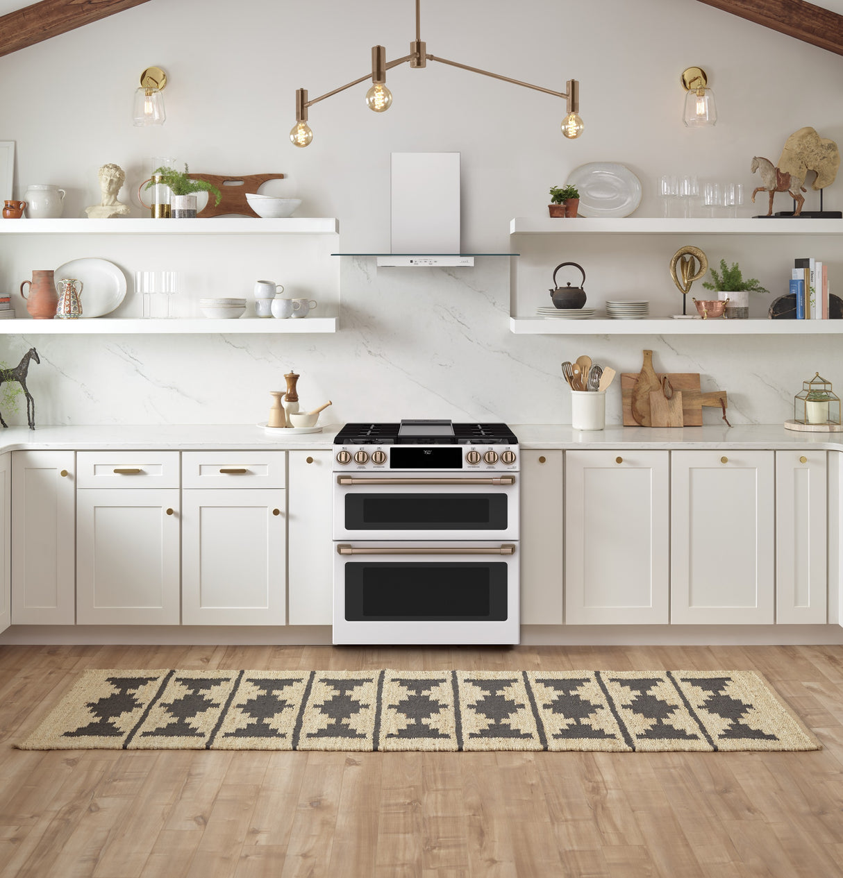CAFE Caf? 30" Smart Slide-in, Front-control, Gas Double-oven Range With Convection - Matte White (CGS750P4MW2)