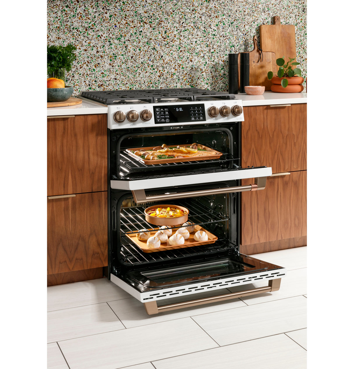 CAFE Caf? 30" Smart Slide-in, Front-control, Gas Double-oven Range With Convection - Matte White (CGS750P4MW2)