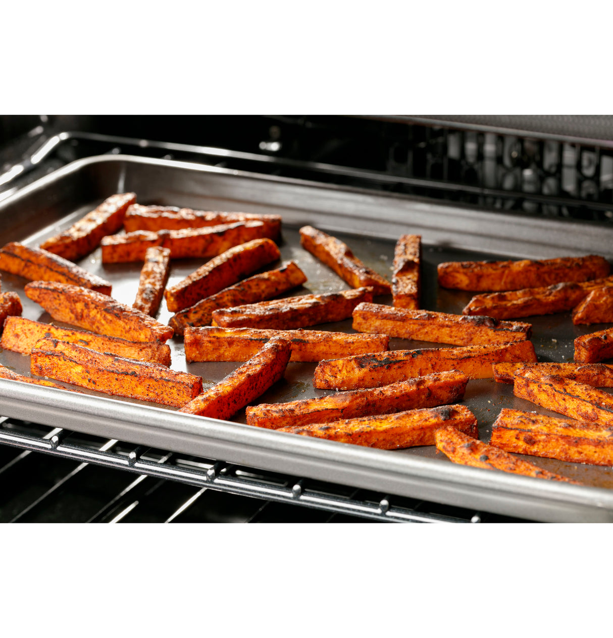 CAFE Caf? 30" Smart Slide-in, Front-control, Gas Double-oven Range With Convection - Matte White (CGS750P4MW2)