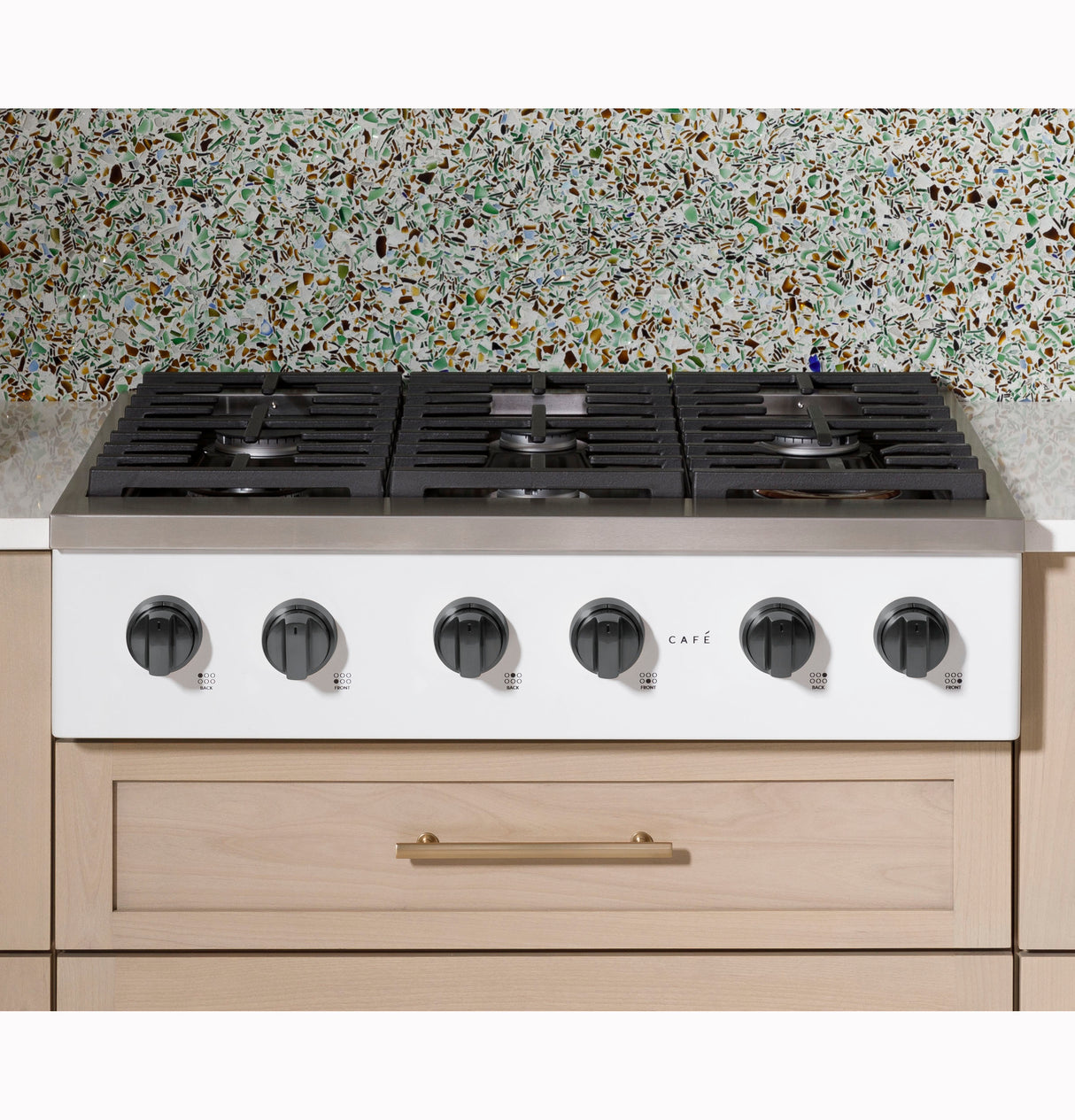CAFE Caf? 36" Commercial-style Gas Rangetop With 6 Burners (natural Gas) - Matte White (CGU366P4TW2)