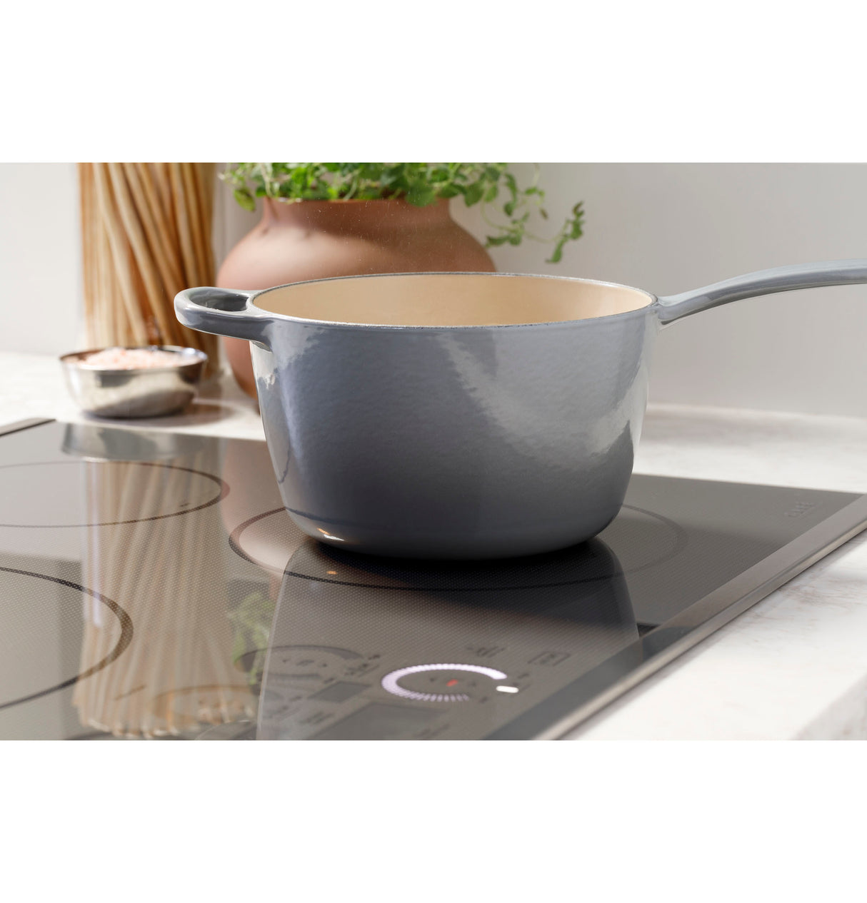 CAFE CAF?™ Series ENERGY STAR® 30" Built-In Touch Control Induction Cooktop - Black (CHP90301TBB)