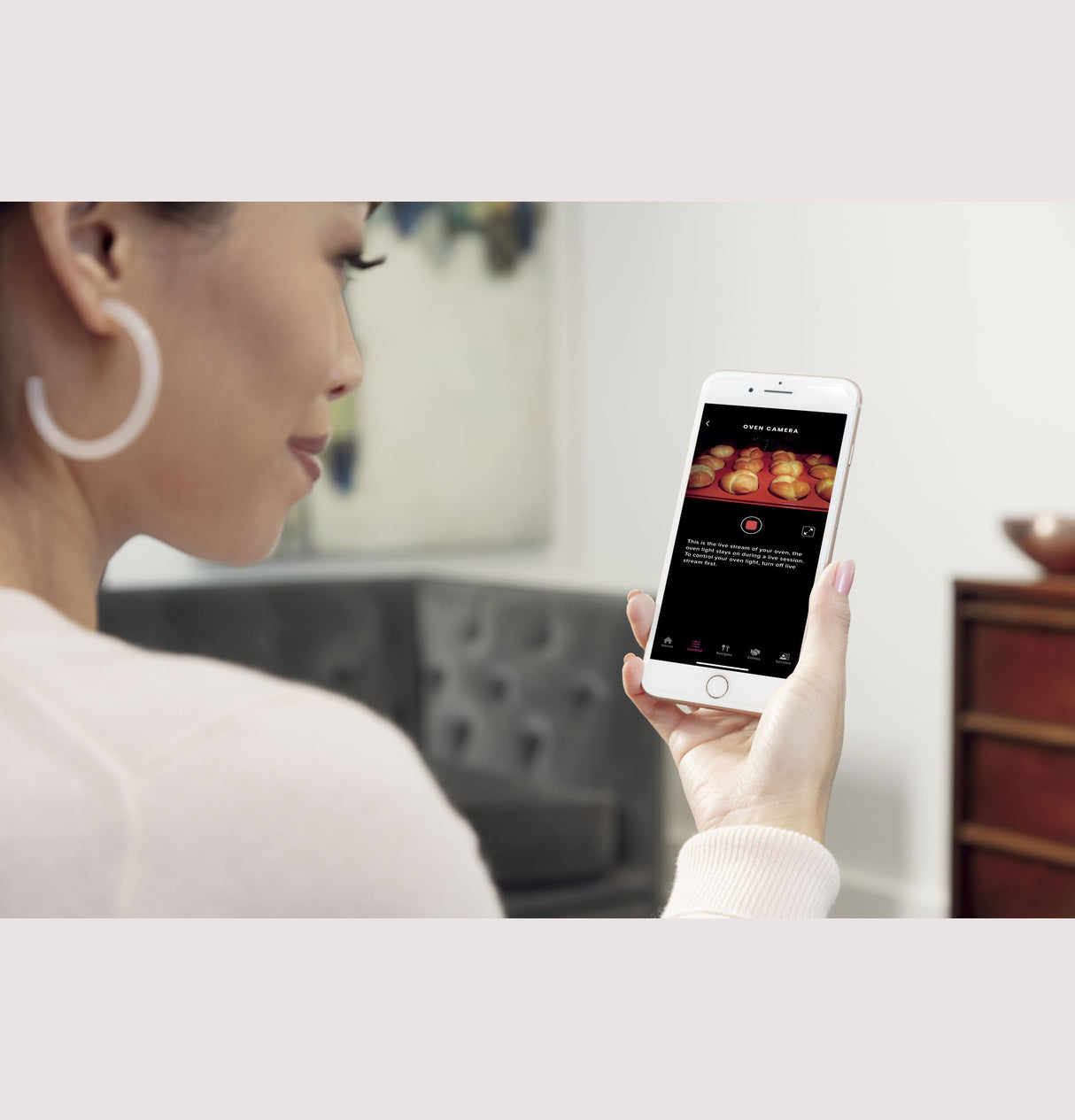 Cafe CAF?™ 30" Smart Slide-In, Front-Control, Induction and Convection Range with In-Oven Camera in Platinum Glass - Platinum Glass (CHS90XM2NS5)