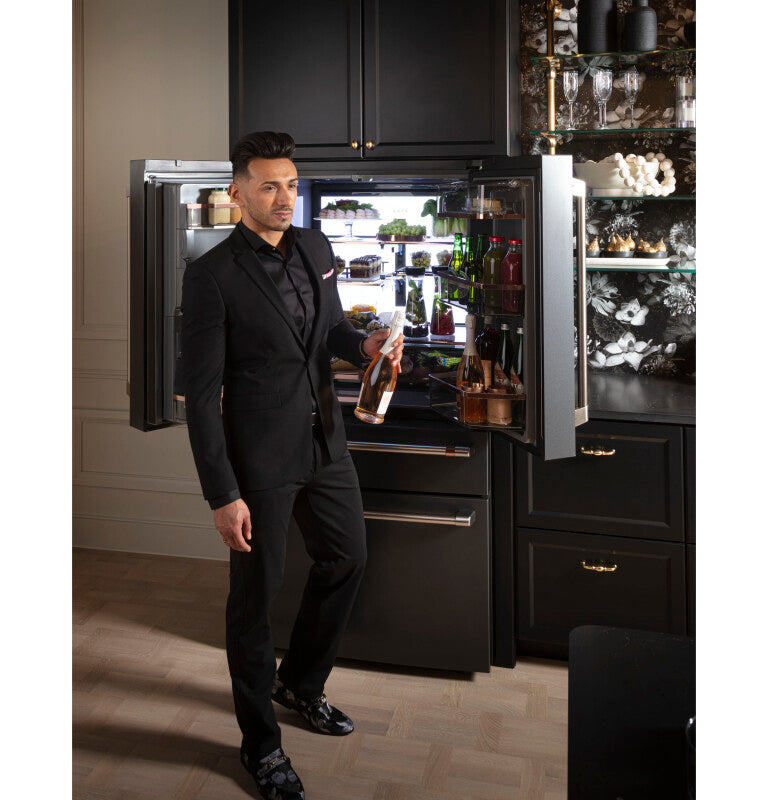 CAFE Caf? 27.8 Cu. Ft. Smart 4-door French-door Refrigerator - Matte Black (CVE28DP3ND1)
