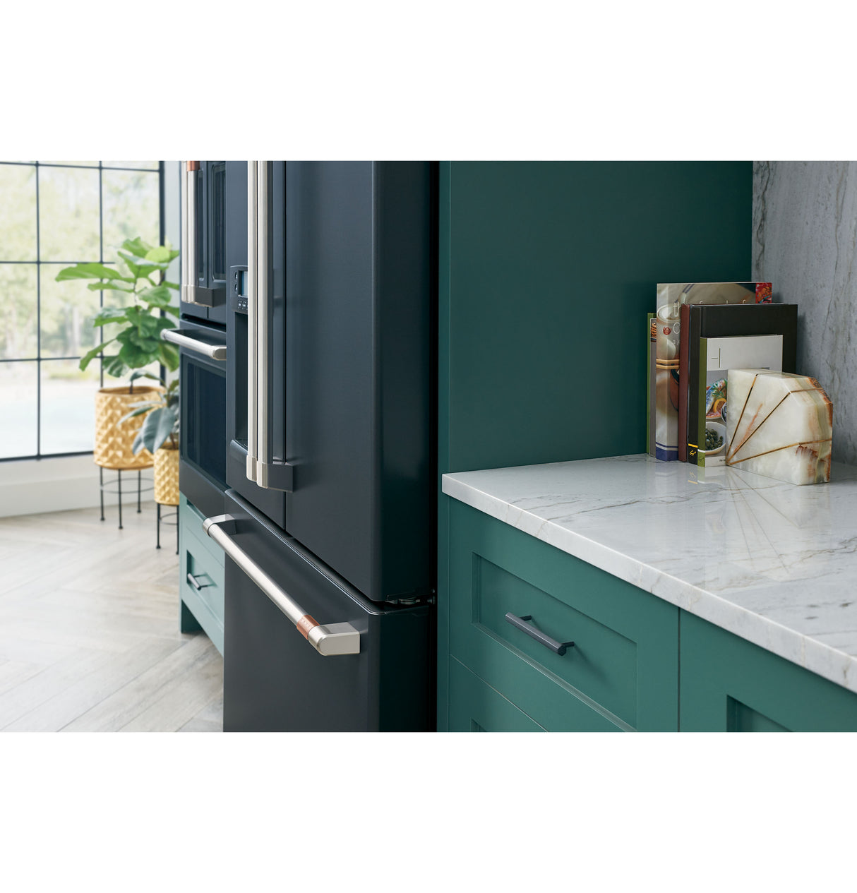 Cafe Caf? 18.6 Cu. Ft. Counter-depth French-door Refrigerator - Stainless Steel (CWE19SP2NS1)