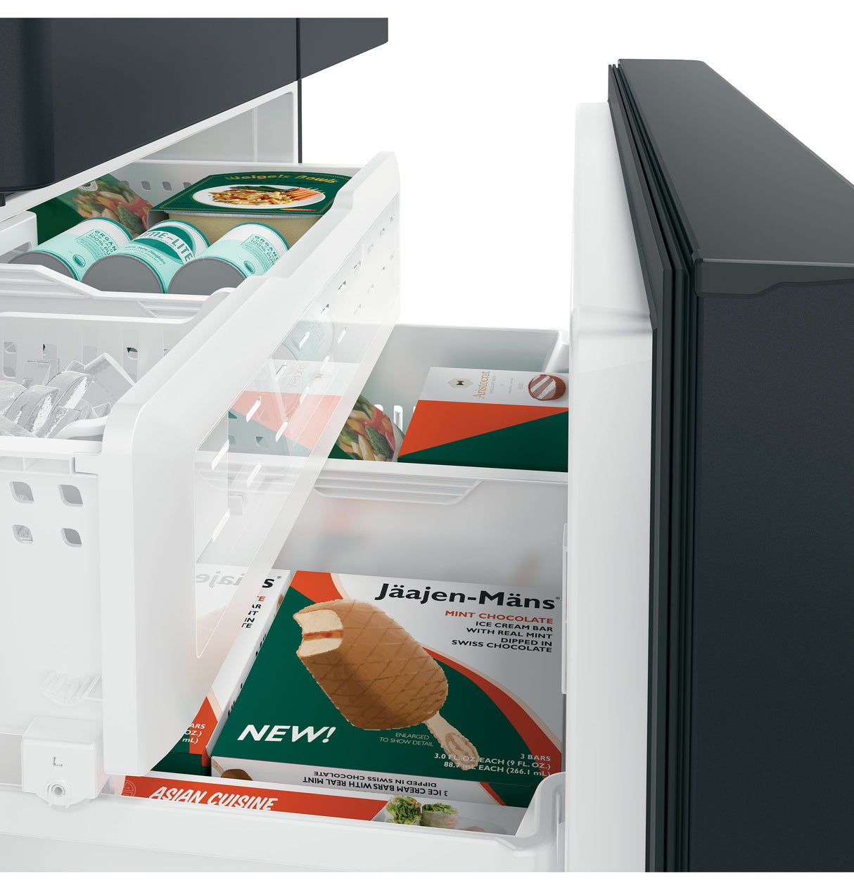 CAFE Caf? 23.1 Cu. Ft. Smart Counter-depth French-door Refrigerator - Matte Black (CWE23SP3MD1)