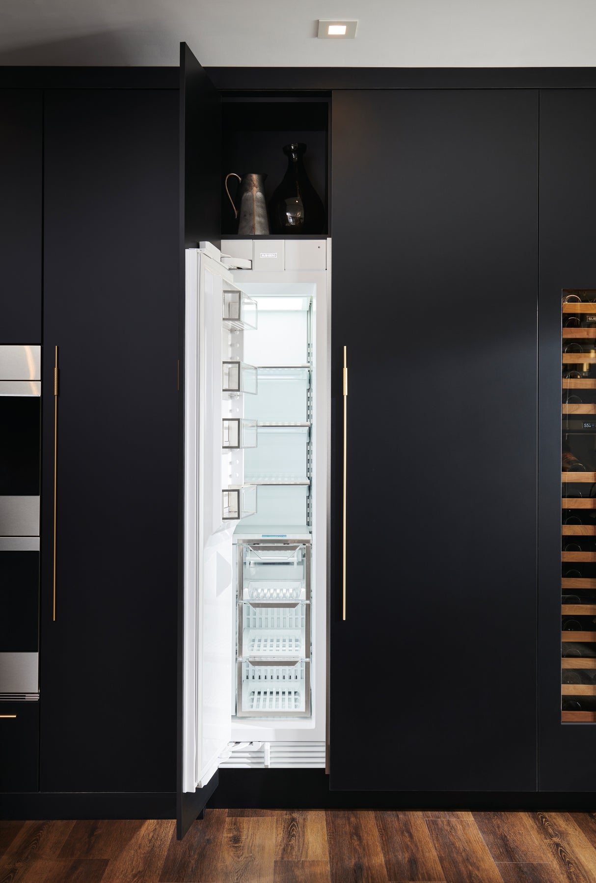 SUB-ZERO 18" Designer Column Freezer with Ice Maker - Left Hinge - Panel Ready (DEC1850FIL)