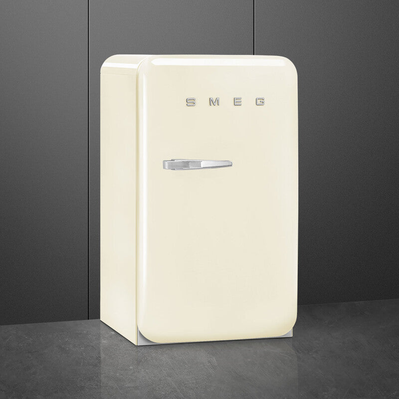 Smeg Refrigerator Retro-style - Cream (FAB10URCR3)