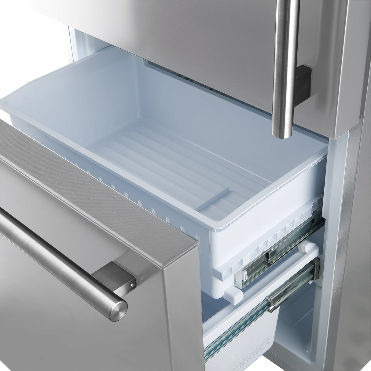 FORNO Milano Espresso 31-Inch Bottom Freezer Refrigerator, 17.2 cu.ft., Built-In Ice Maker, ENERGY STAR - Stainless (FFFFD178631S)