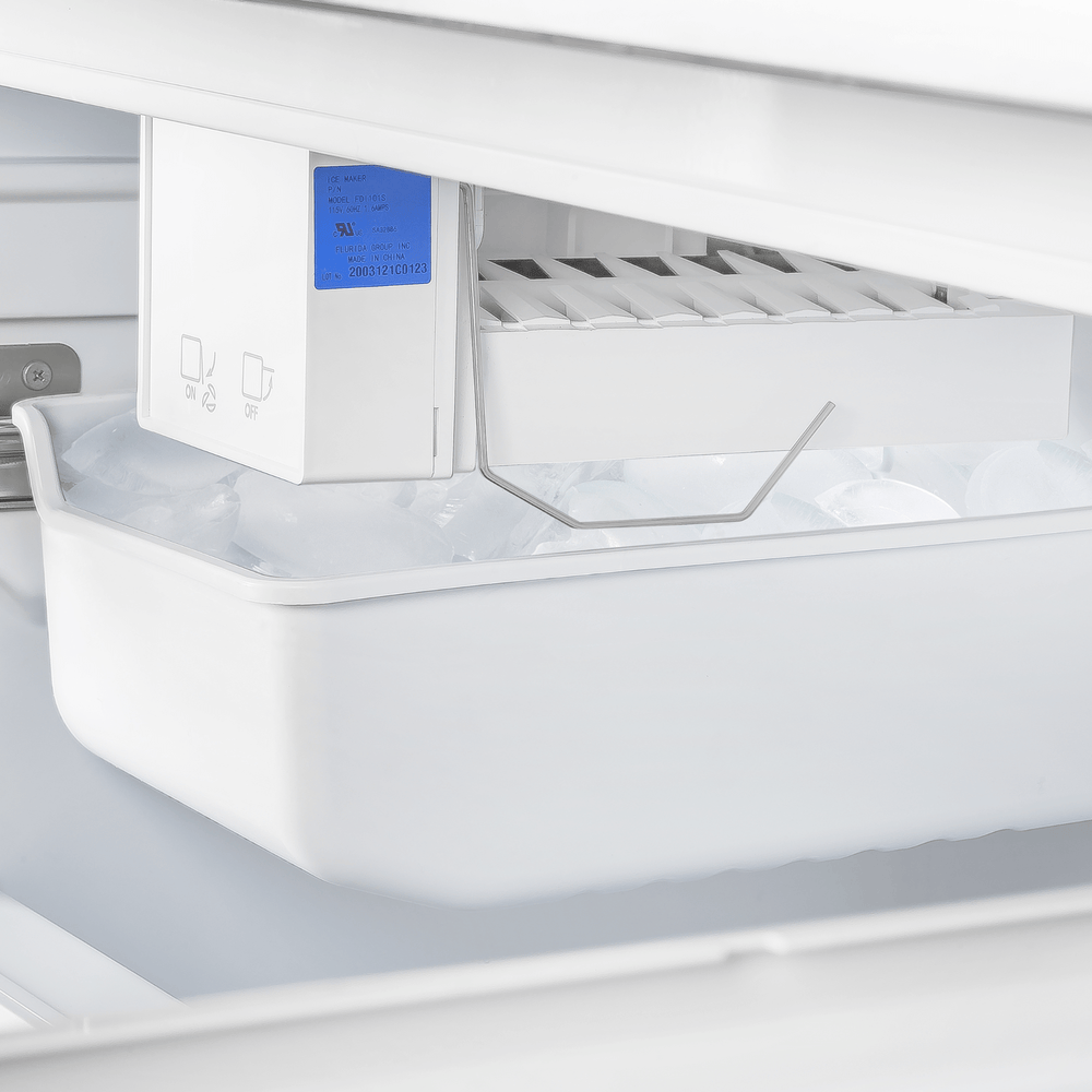 FORNO Gallipoli 30-inch French Door Refrigerator, 17.5 cu. ft. Capacity with Automatic Ice Maker - Stainless (FFFFD197431SB)