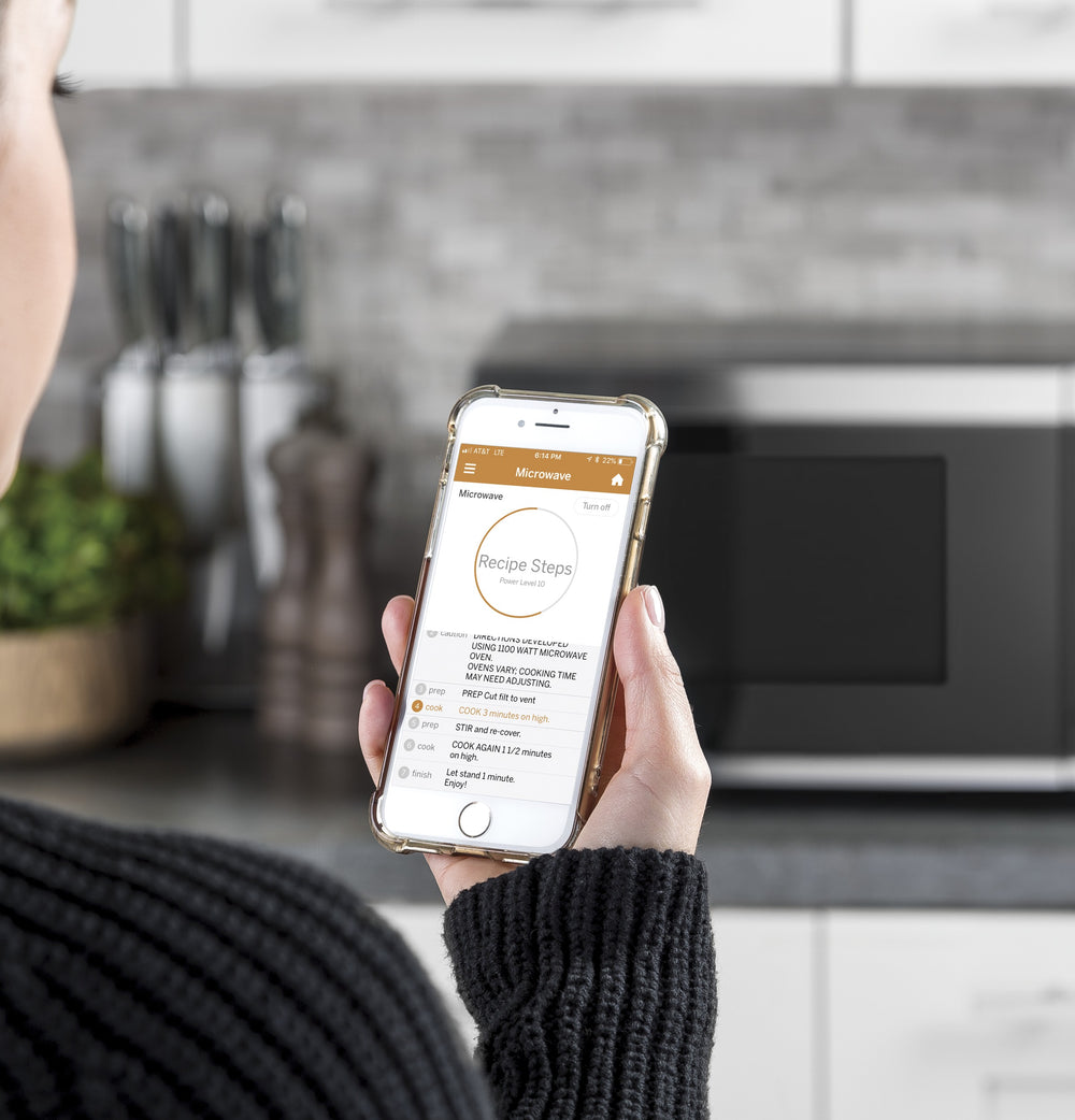 GE 0.9 Cu. Ft. Capacity Smart Countertop Microwave Oven with Scan-To-Cook Technology - Stainless Steel (GCST09U1WSS)