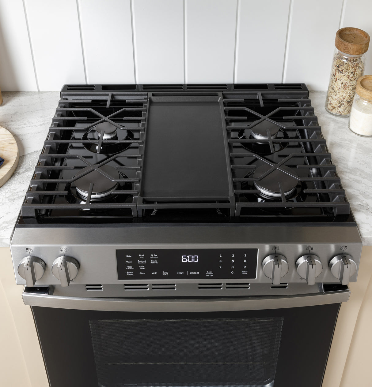 GE 30" Free-Standing Gas Convection Range with No Preheat Air Fry and EasyWash Oven Tray - Stainless Steel (GGF600AVSS)