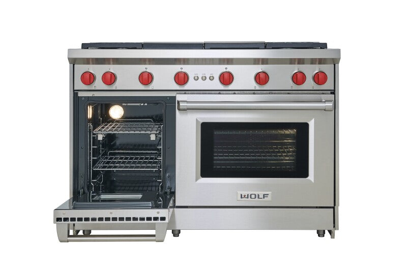 Wolf 48" Gas Range - 4 Burners, Infrared Charbroiler and Infrared Griddle - Stainless Steel (GR484CG)