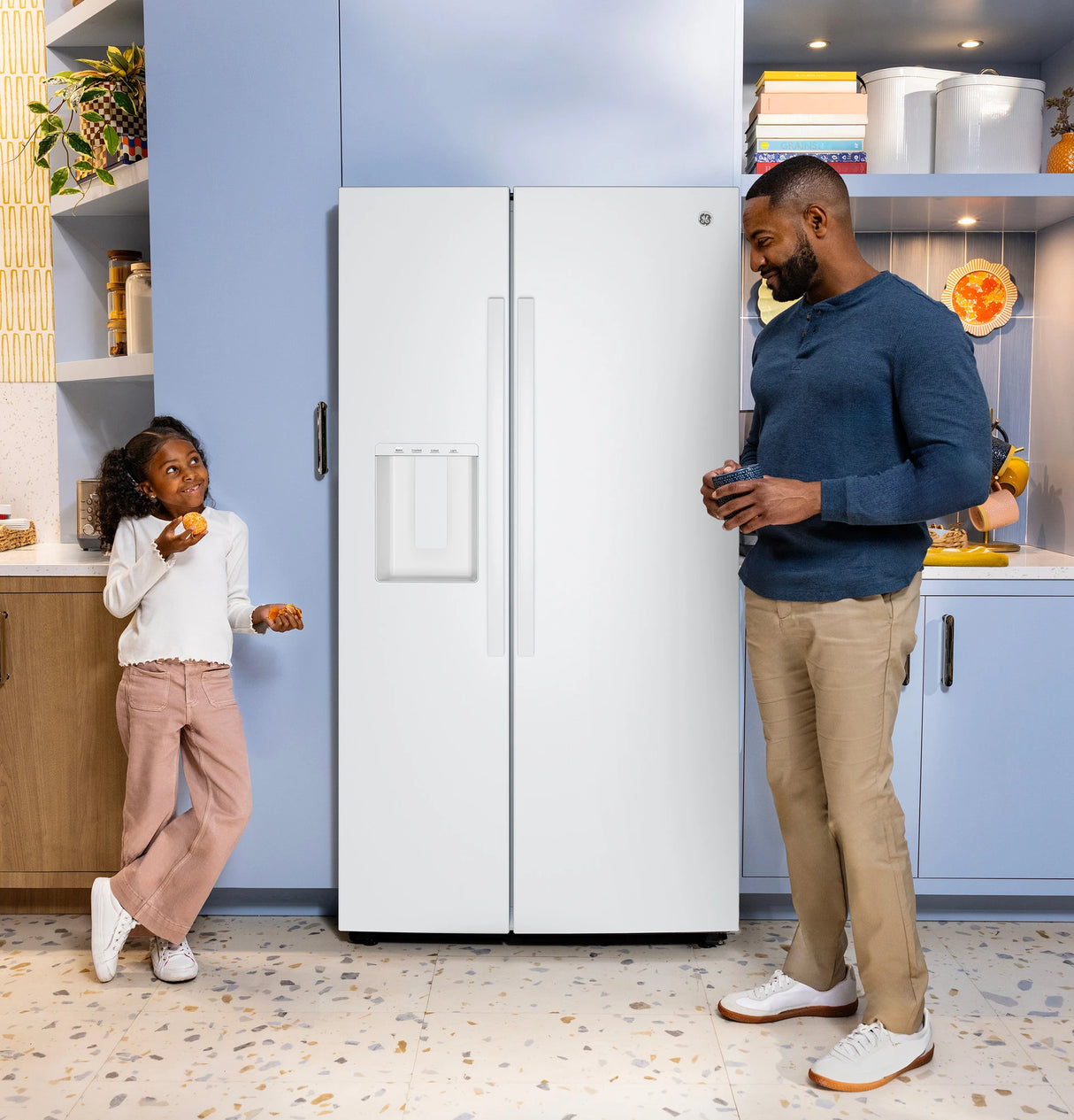 GE 27.9 Cu. Ft. Side-By-Side Refrigerator with Extra Tall Dispenser and In-Door Icemaker - White (GSS28NGYWW)