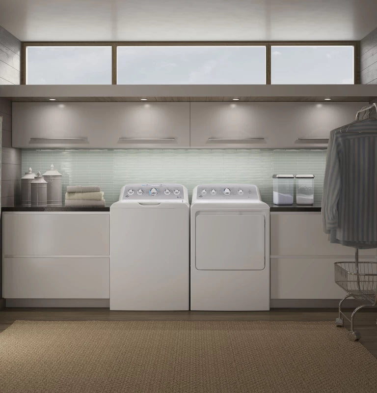 GE 7.2 cu. ft. Capacity aluminized alloy drum Gas Dryer with Sensor Dry - White (GTD45GASJWS)