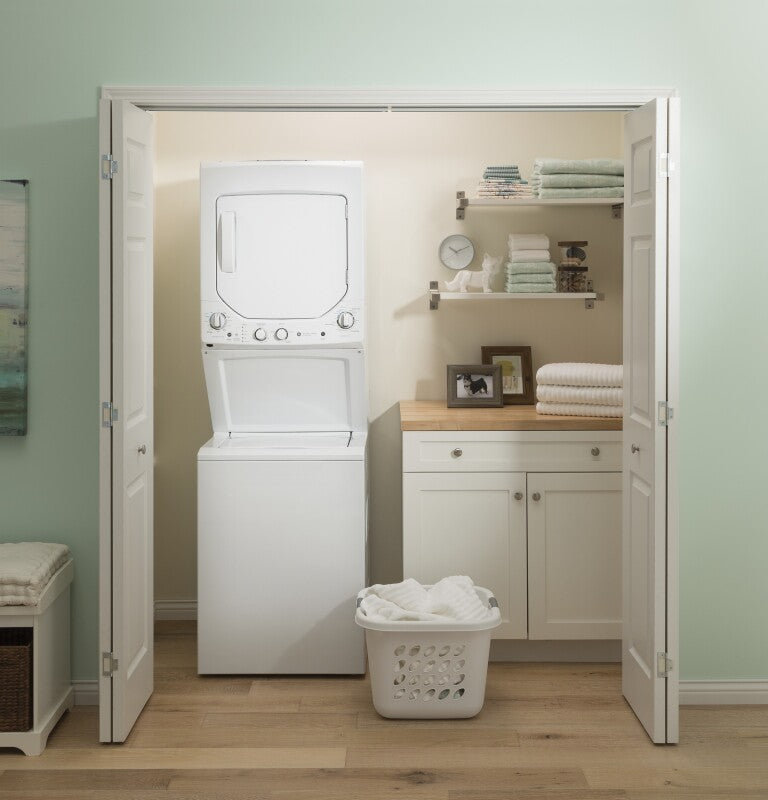 GE Unitized Spacemaker 2.3 cu. ft. Capacity Washer with Stainless Steel Basket and 4.4 cu. ft. Capacity Gas Dryer - White on White (GUD24GSSMWW)