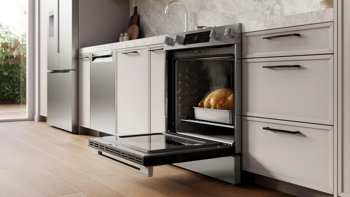 BOSCH 300 Series Electric Slide-in Range 30'' - Stainless Steel (HEF3050MU)