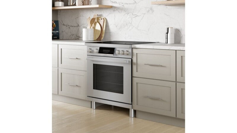 Bosch 800 Series Induction freestanding range 30'' - Stainless (HIS8055U)