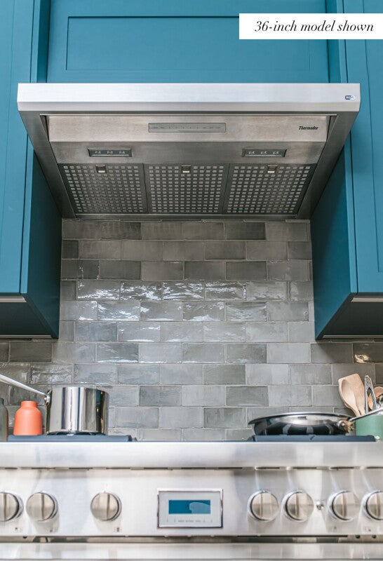 Thermador Masterpiece Low-Profile Wall Hood 48" - Stainless Steel (HMWB481WS)