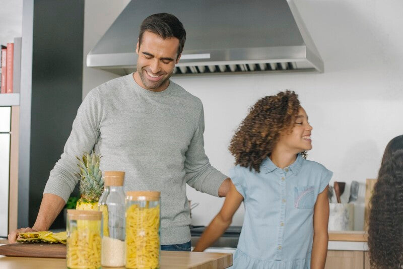 Thermador Professional Pyramid Chimney Wall Hood 48" - Stainless Steel (HPCN48WS)