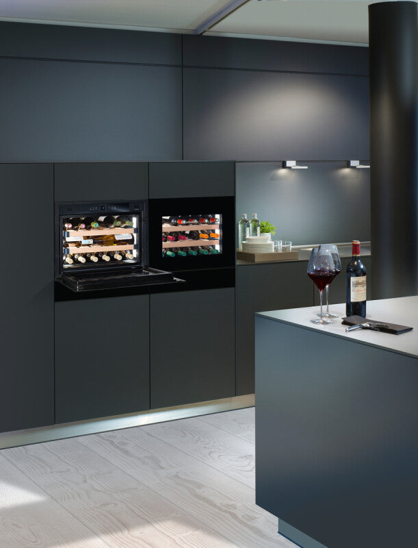 LIEBHERR Built-in wine storage fridge - Stainless Steel (HWGB1803)