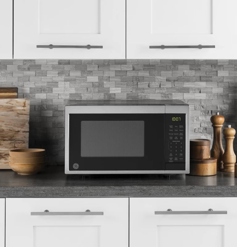 GE 0.9 Cu. Ft. Capacity Countertop Microwave Oven - Gray (JES1095SMSS)