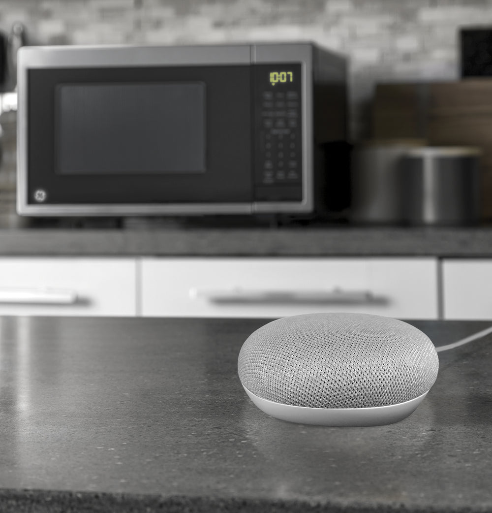 GE 0.9 Cu. Ft. Capacity Smart Countertop Microwave Oven with Scan-To-Cook Technology - Other (JES1097SMSS)