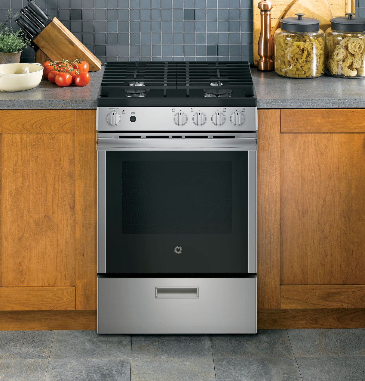 GE 24" Steam Clean Free-Standing/Slide-in Gas Range - Stainless Steel/Black (JGAS640RMSS)