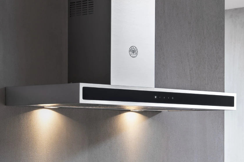 BERTAZZONI 36 Wallmount Hood, Glass Front, 1 motor 600 CFM - Stainless Steel (KG36X)