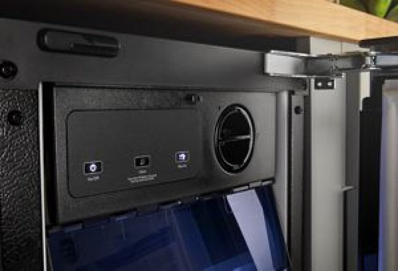 KitchenAid 15'' Automatic Ice Maker with PrintShield™ Finish - Stainless Steel with PrintShield™ Finish (KUIX335HPS)