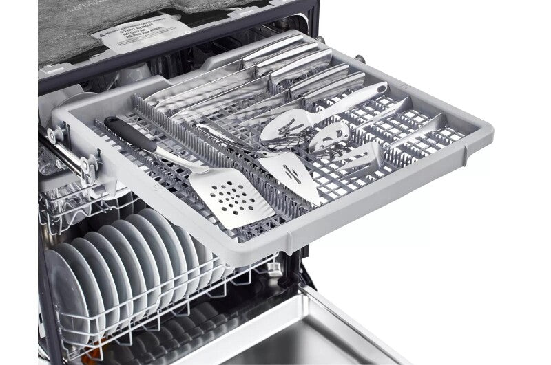 LG 24 Inch Front Control Dishwasher With Quadwash™ And 3rd Rack - White (LDFN4542W)