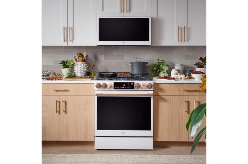 LG Studio LG STUDIO 6.3 cu. ft. InstaView® Gas Slide-in Range with ProBake Convection® and Air Fry - Essence White (LSGS6338N)