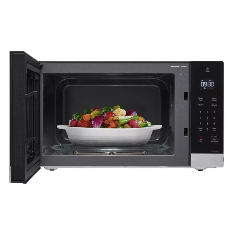 LG 1.5 cu. ft. NeoChef™ Countertop Microwave with Smart Inverter and Sensor Cooking - Stainless Steel (MSER1590S)