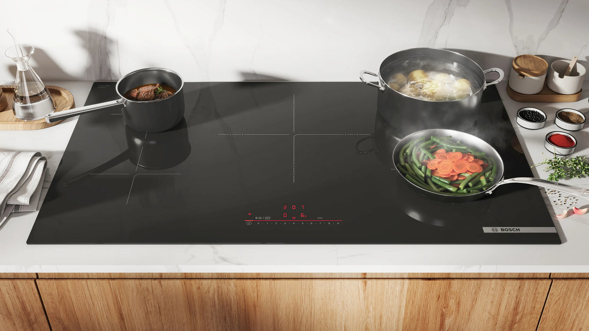 BOSCH 500 Series Induction Cooktop 36'' Without Frame - Black (NIT5663UC)