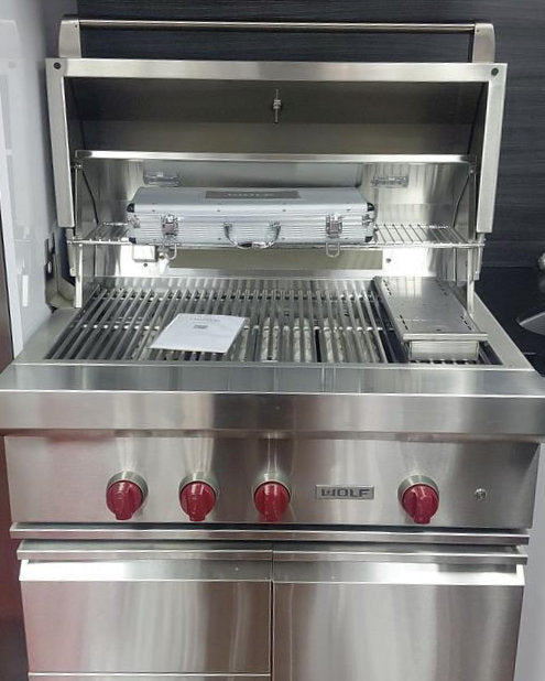 WOLF WOLF 36" Outdoor Gas Grill with Matching Cart - (OG36SS + CART36)