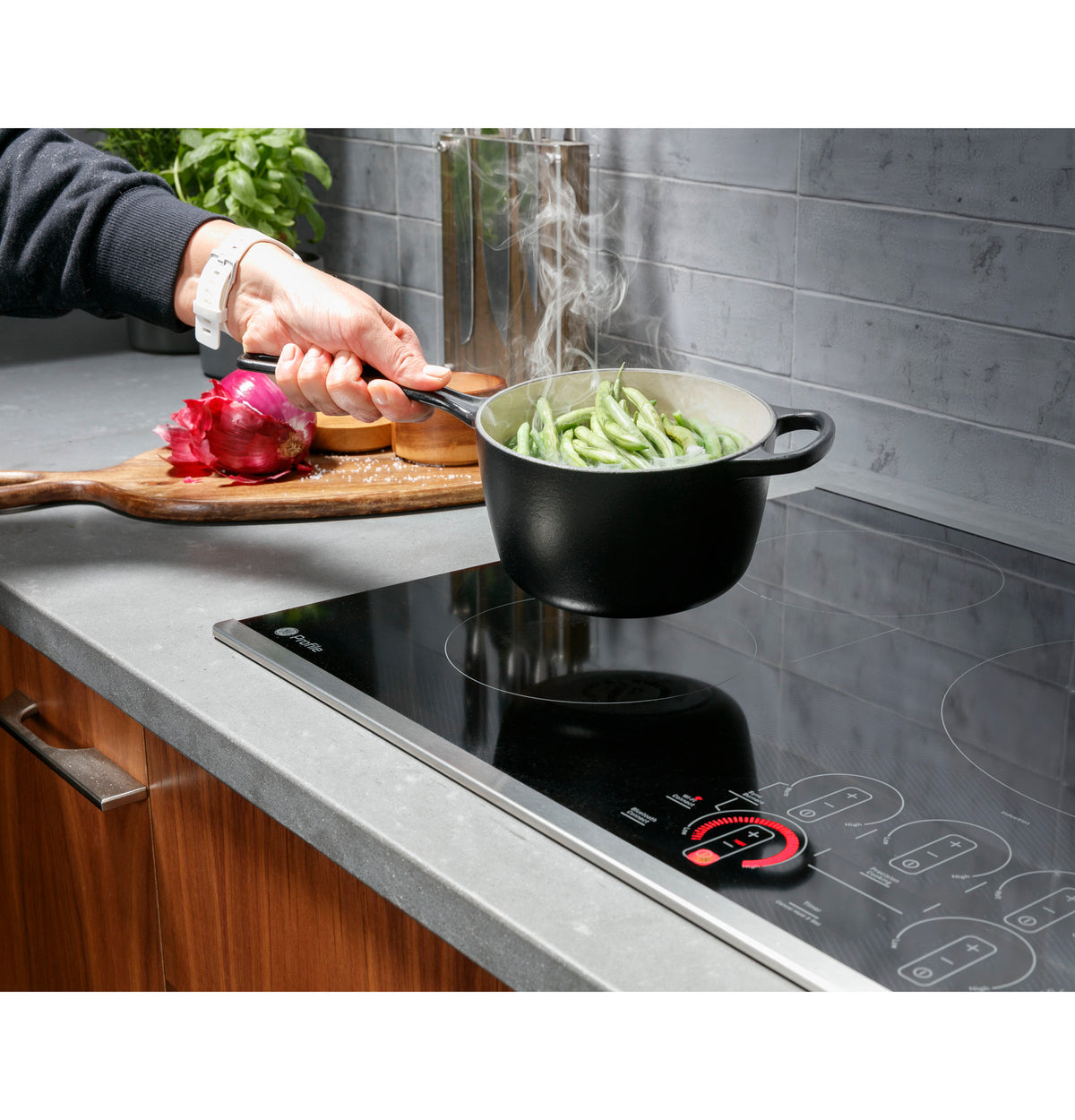 GE Profile 30" Built-In Touch Control Induction Cooktop - Black (PHP9030DTBB)