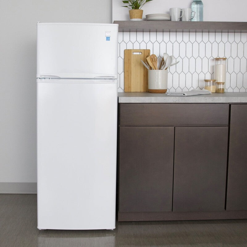 AVANTI Avanti Apartment Refrigerator, 7.3 cu. ft - Stainless Steel (RA733B3S)