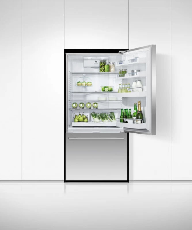 Fisher Paykel Freestanding Refrigerator Freezer, 32", 17.1 cu ft, Ice & Water - Stainless Steel (RF170WDRUX5N)