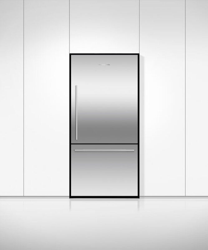 Fisher Paykel Freestanding Refrigerator Freezer, 32", 17.1 cu ft - Stainless Steel (RF170WDRX5N)