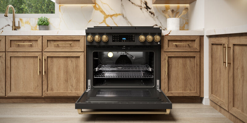 Thor Kitchen 30 Inch Professional Gas Range With Tilt Panel Touch Control In Black Gordon Ramsay Series - Black (RSG30B)