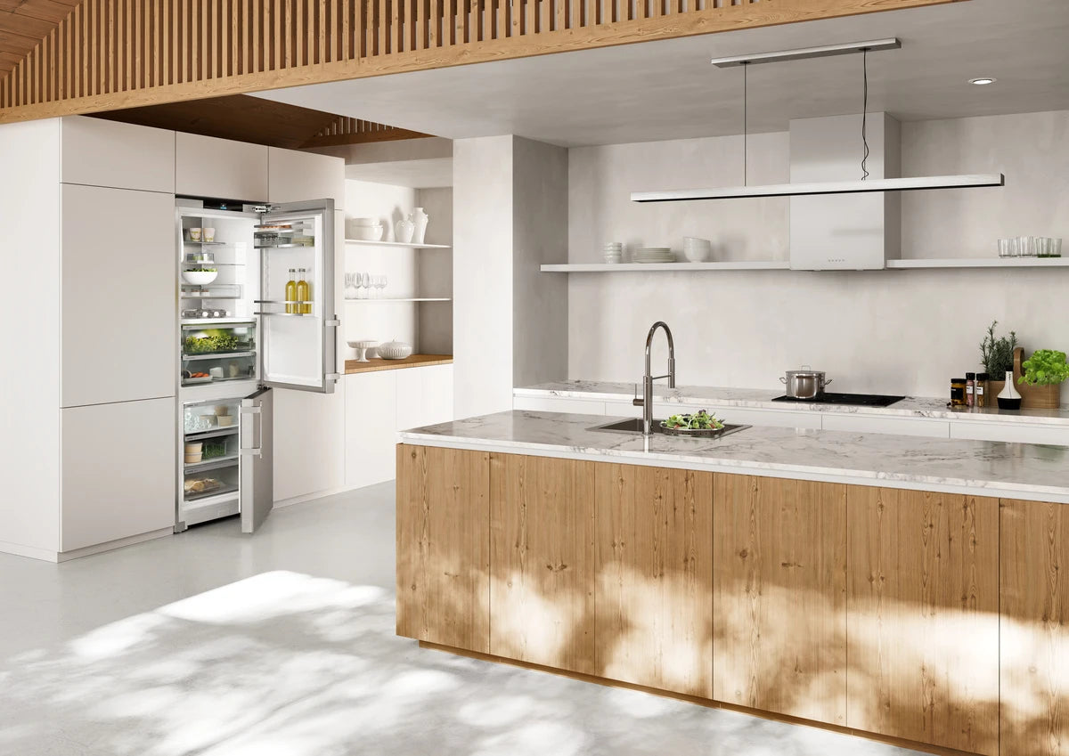 LIEBHERR Fridge-freezer with BioFresh Professional and NoFrost - Other (SCB7760IM)