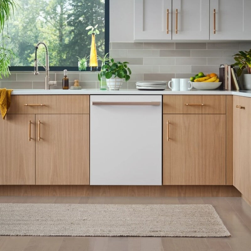 LG Studio LG STUDIO Smart Top Control Dishwasher with 1-Hour Wash & Dry, QuadWash® Pro, TrueSteam® and Dynamic Heat Dry™ - Essence White (SDWB24W3)