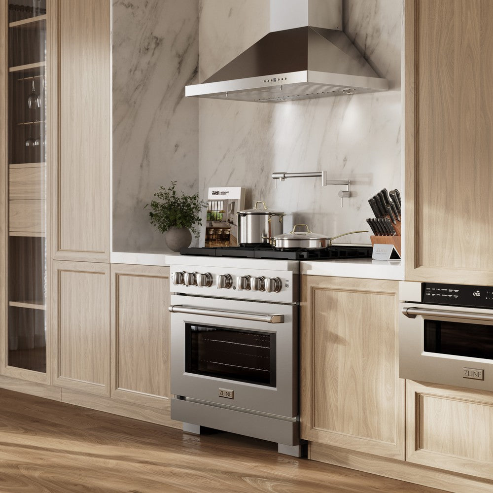 ZLINE 36in. 5.2 cu. ft. 6 Burner Gas Range with Convection Gas Oven in Stainless Steel - Stainless Steel (SGR36)