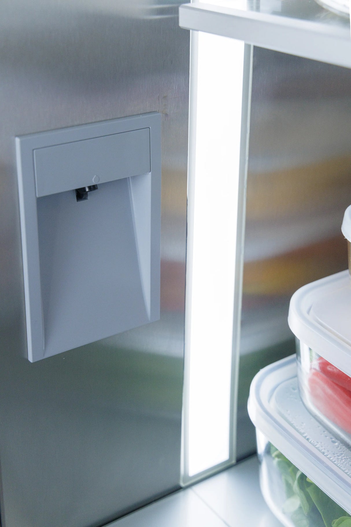 THERMADOR Freedom® Built-in French Door Bottom Freezer Professional - Stainless Steel (T48BT120NS)